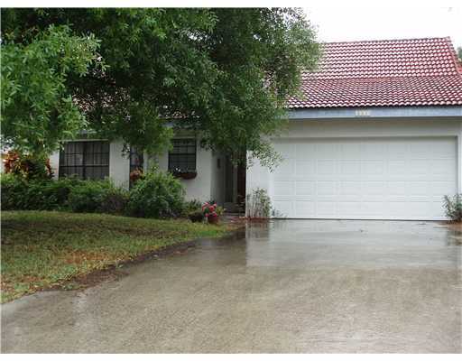 6165 Barbara Street Jupiter, FL 33458 - Photo 1 of 7 Primary Photo