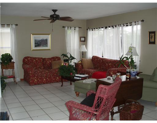 6165 Barbara Street Jupiter, FL 33458 - Photo 3 of 7 Additional Photo