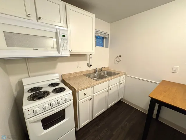 $289,000 | 611 9th Avenue North, Fargo, ND 58102