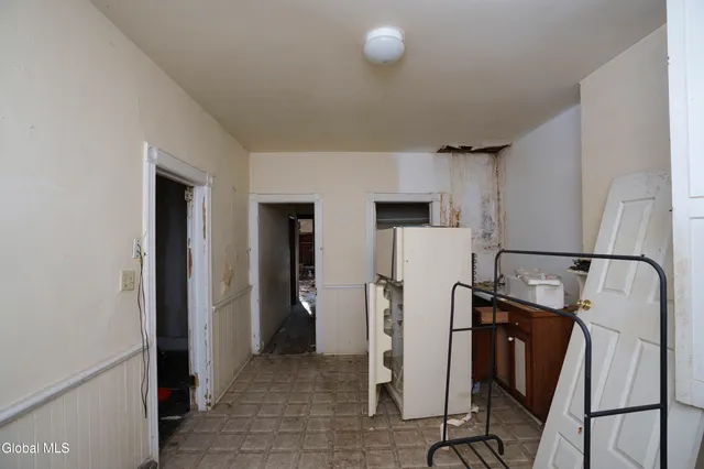 $89,900 | 189 Elk Street, Albany, NY 12210