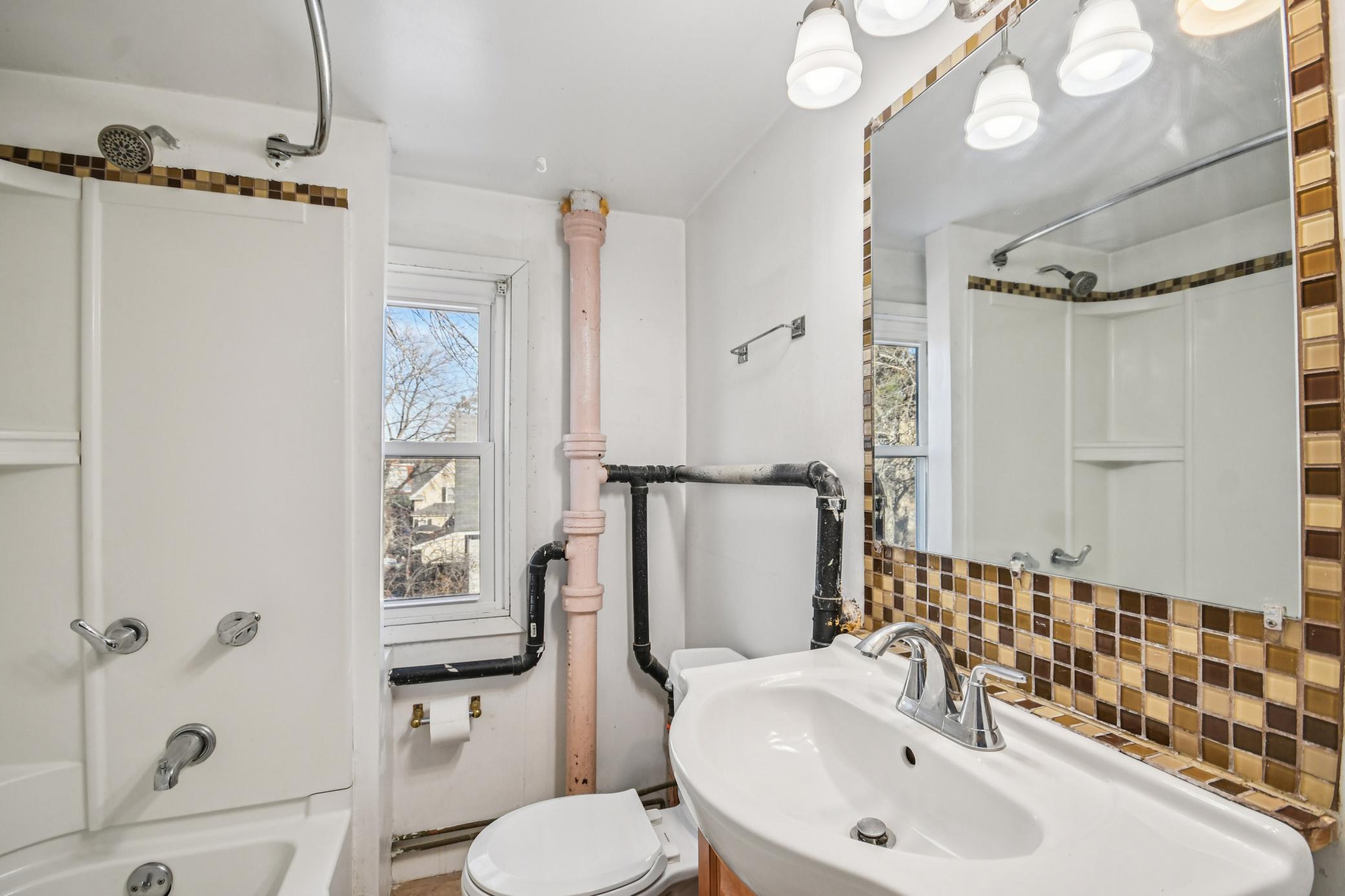 1417 Marion Street St. Paul, MN 55117 - Photo 25 of 46