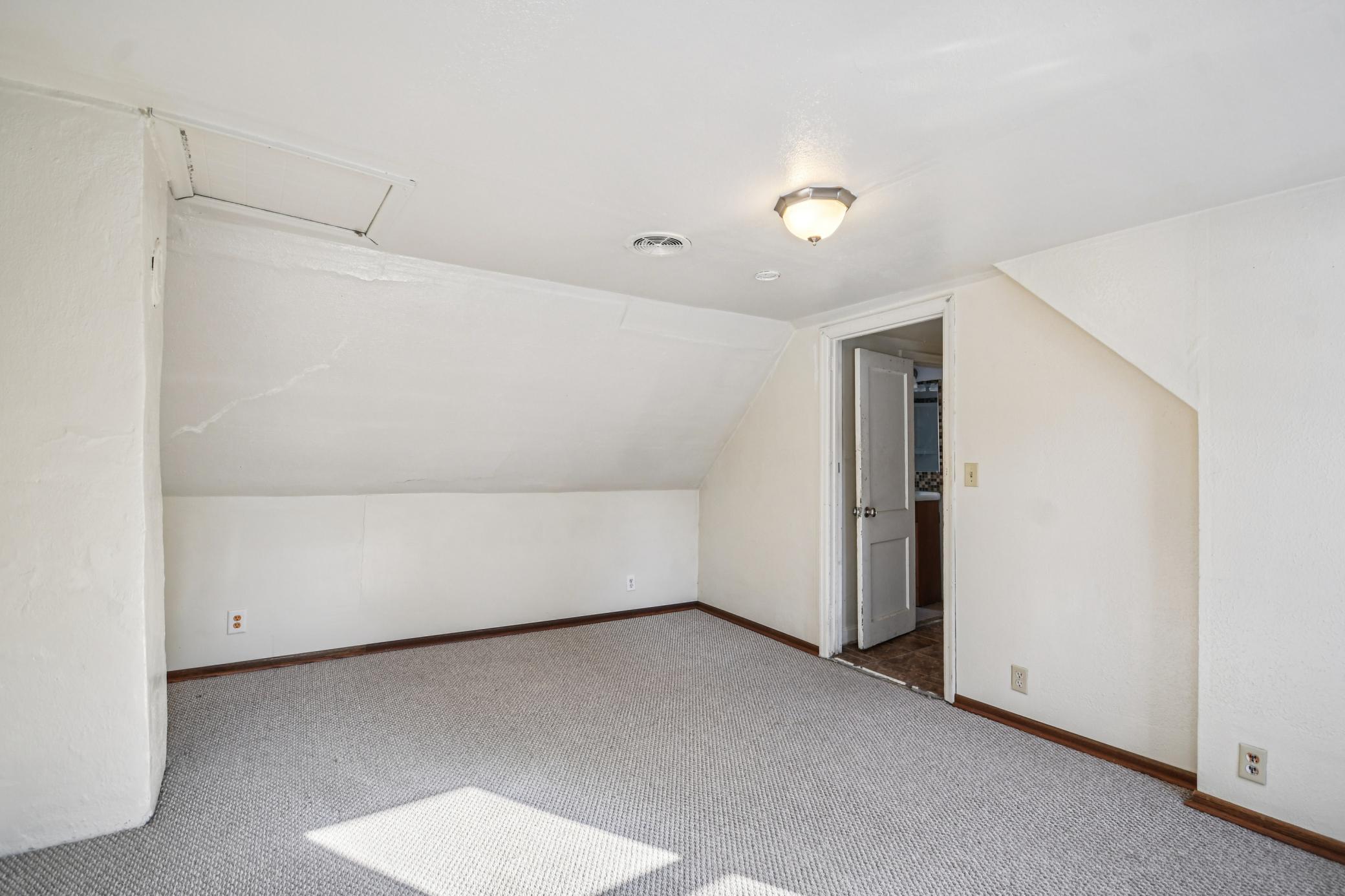 1417 Marion Street St. Paul, MN 55117 - Photo 29 of 46