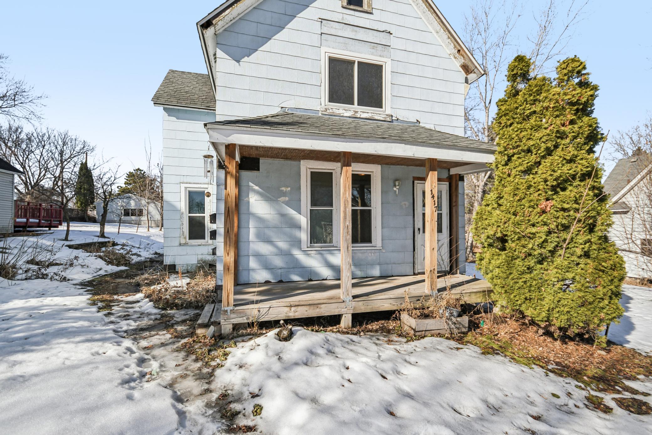 1417 Marion Street St. Paul, MN 55117 - Photo 4 of 46