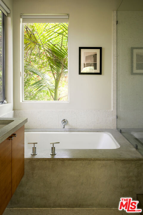 1126 Indiana Avenue Venice, CA 90291 - Photo 23 of 34