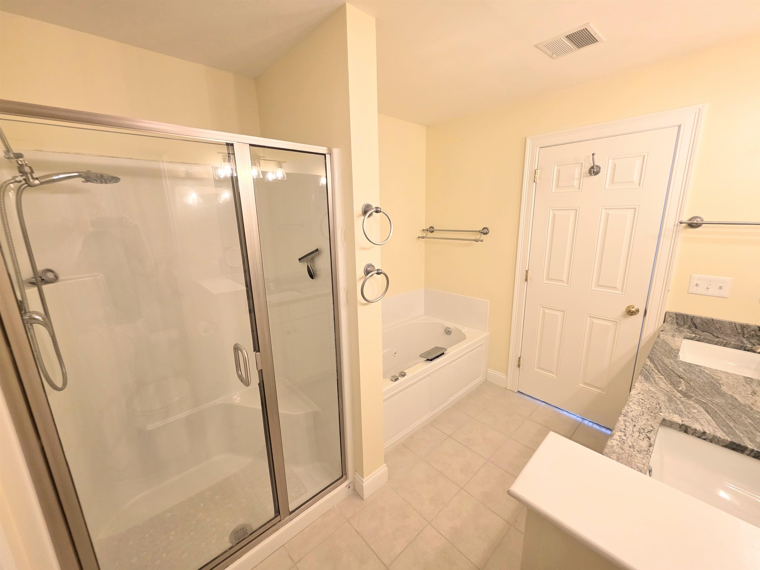 624 Main Street, Unit 6 Fremont, NH 03044 - Photo 21 of 33