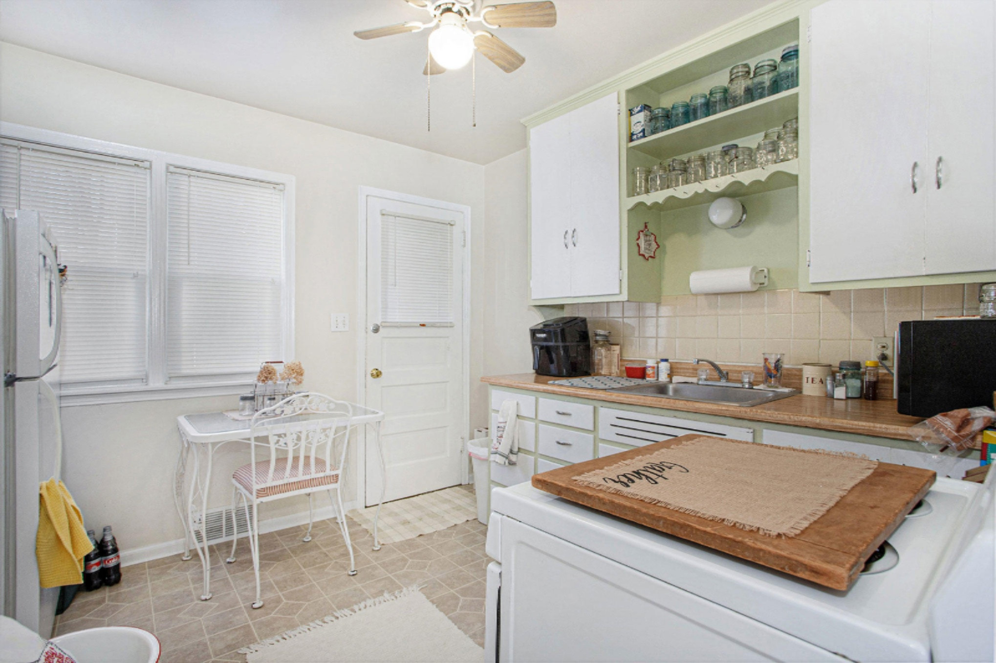 455 North 25th Street Springfield, MI 49037 - Photo 6 of 20 _MG_7874