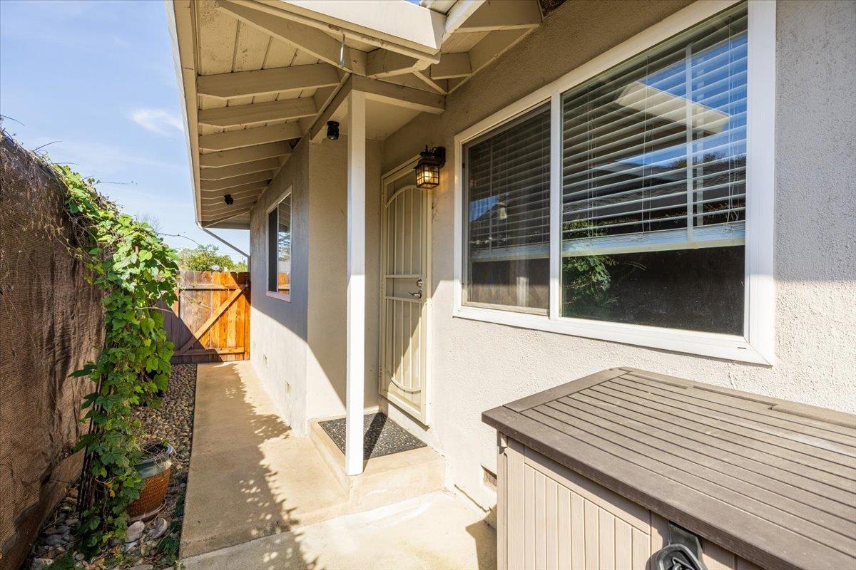 6008 Rye Way Carmichael, CA 95608 - Photo 11 of 20