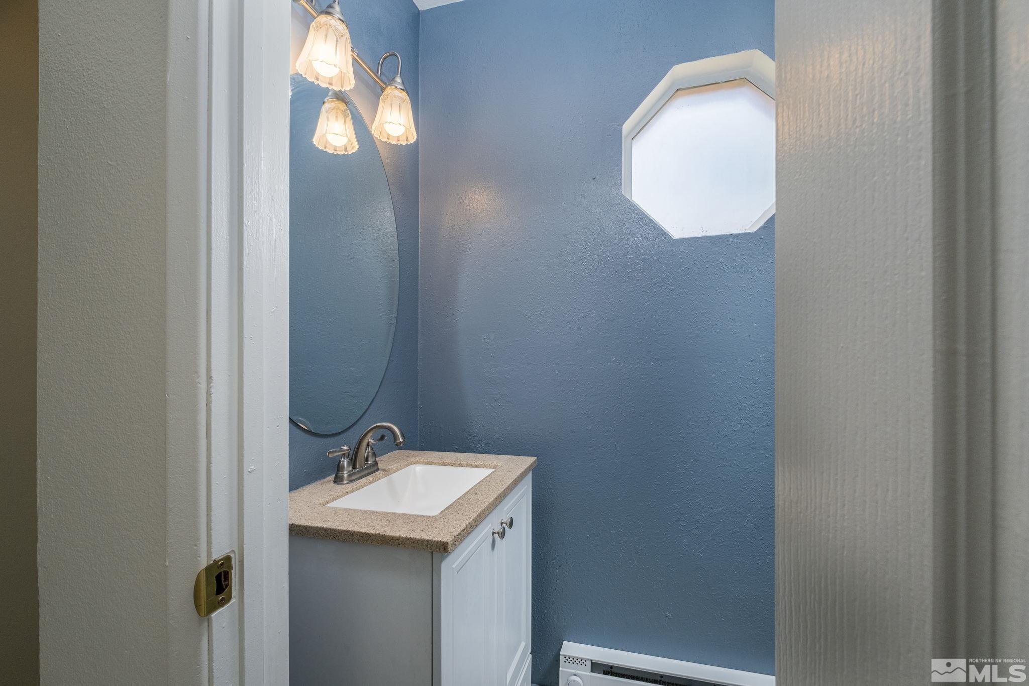 152 Smithridge Reno, NV 89502 - Photo 6 of 12 Photo 6