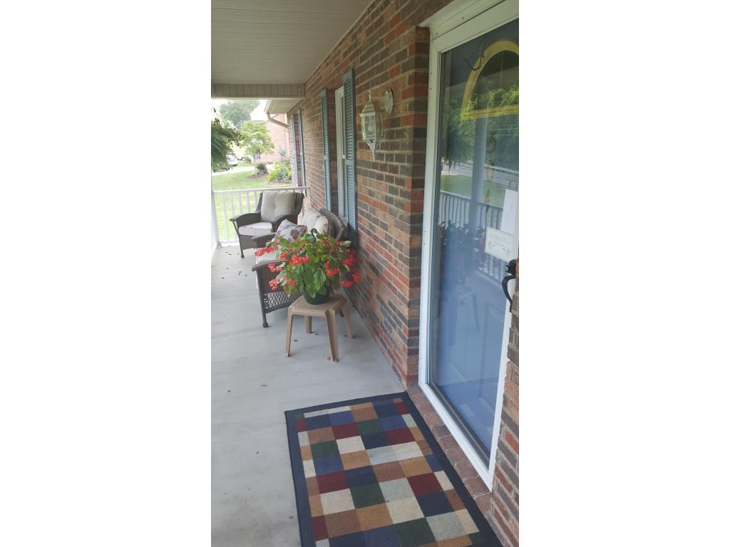 504 Shady View Road Kingsport, TN 37664 - Photo 3 of 13 Photo 3