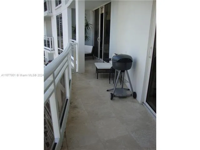 $669,900 | 901 Brickell Key Boulevard, Unit 1701, Miami, FL 33131