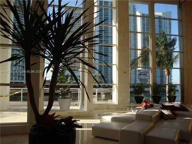 $669,900 | 901 Brickell Key Boulevard, Unit 1701, Miami, FL 33131