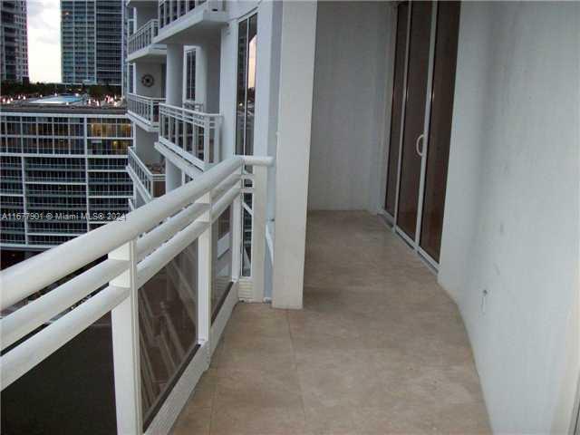 901 Brickell Key Boulevard, Unit 1701 Miami, FL 33131 - Photo 6 of 15 Exterior Front