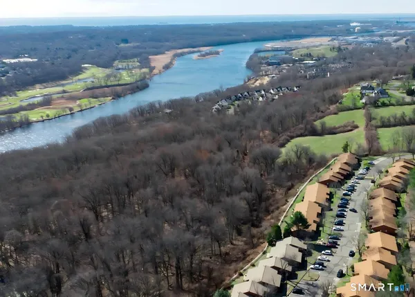 $290,000 | 525 Asbury Ridge, Unit 525, Shelton, CT 06484