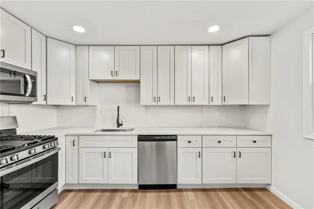 $1,395 | 606 East 164th Terrace, Unit A, Belton, MO 64012