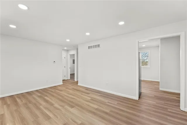 $1,395 | 606 East 164th Terrace, Unit A, Belton, MO 64012