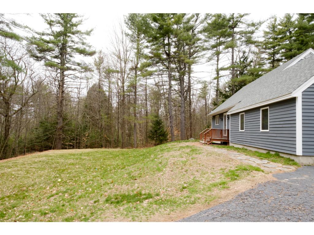 153 Crown Point Road Rochester, NH 03867 - Photo 3 of 28