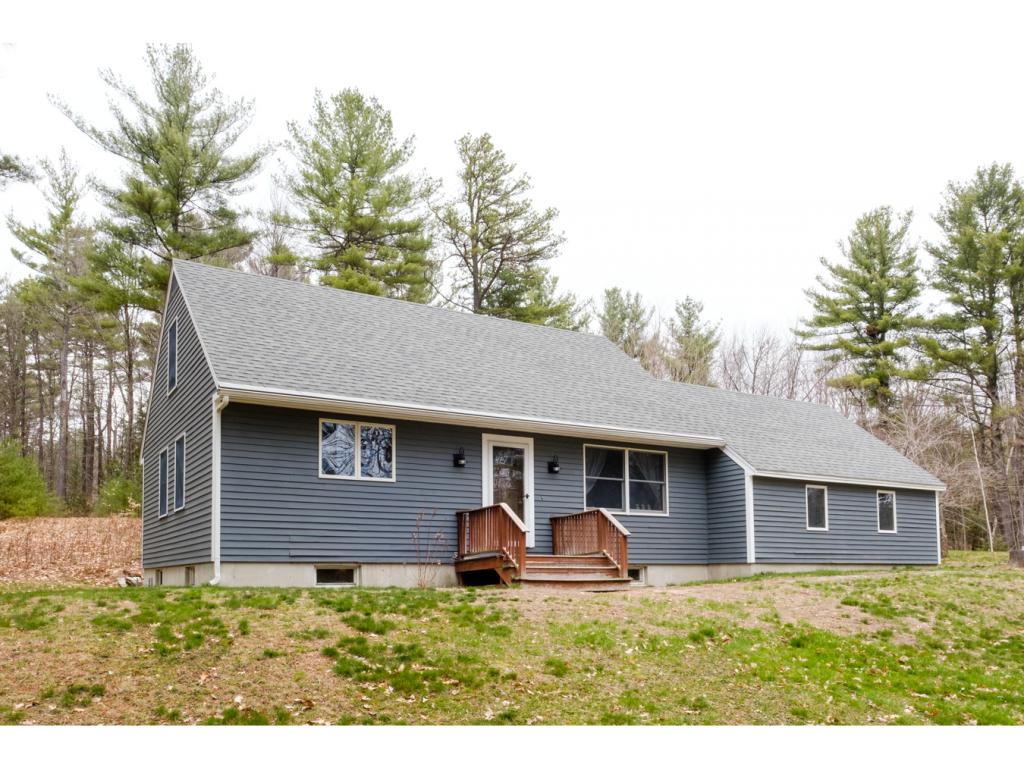 153 Crown Point Road Rochester, NH 03867 - Photo 4 of 28