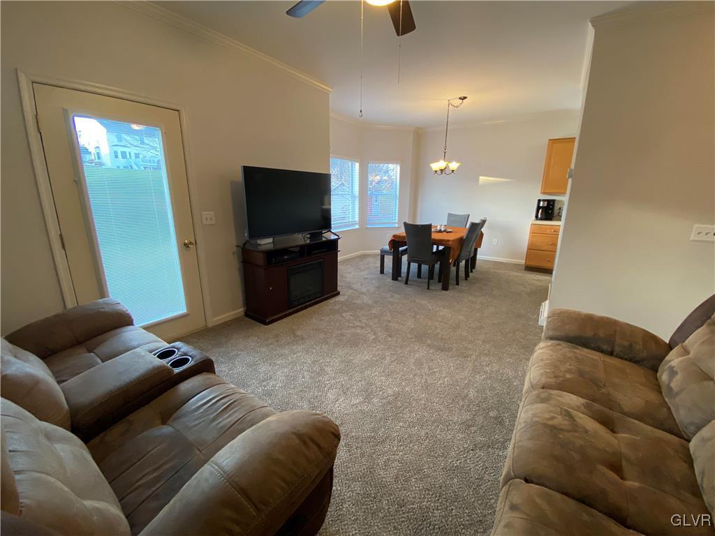 1293 Old Gate Road Northampton, PA 18067 - Photo 5 of 23 Gallery Image 5