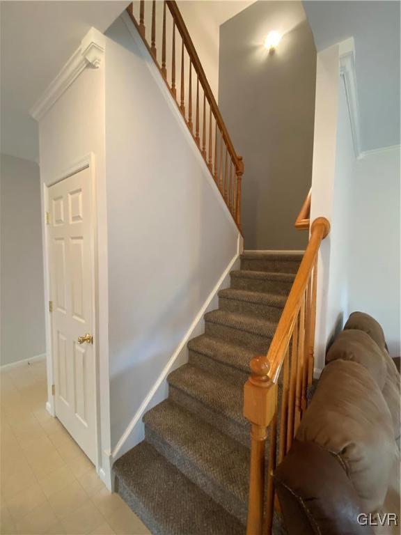 1293 Old Gate Road Northampton, PA 18067 - Photo 9 of 23 Gallery Image 9