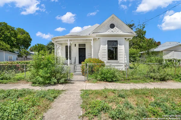 $1,425 | 1219 Muncey Street, San Antonio, TX 78208