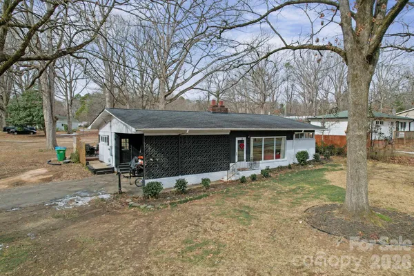 $289,000 | 201 North Beverly Drive, Locust, NC 28097