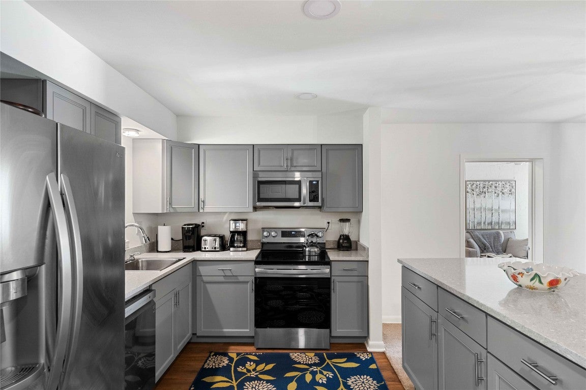 75 Holly Ridge, Unit 3B Sapphire, NC 28774 - Photo 7 of 30 Fabulous up-to-date Kitchen