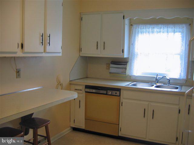 2108 Circle Road Carlisle, PA 17013 - Photo 5 of 10 Gallery Image 5