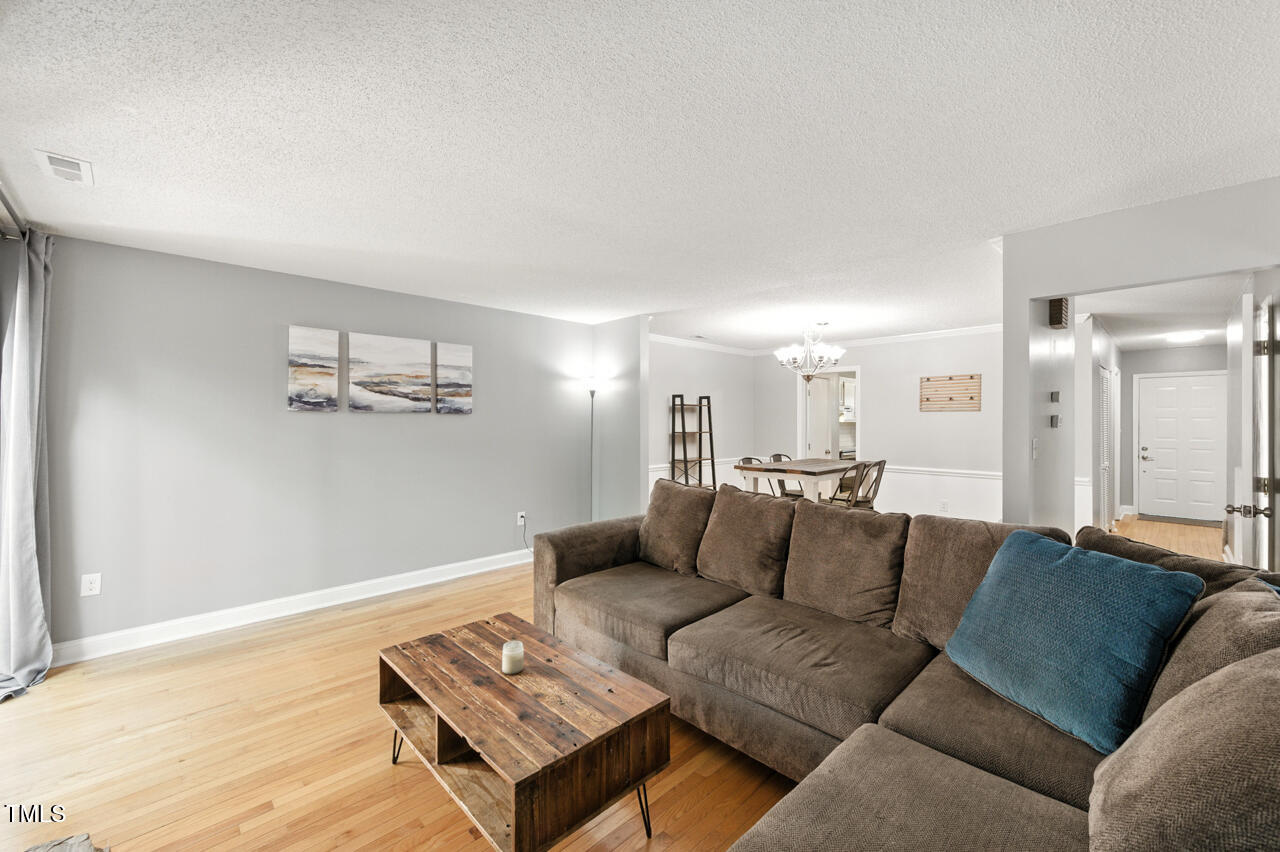 53 Willow Bridge Drive Durham, NC 27707 - Photo 13 of 37 Main - Family Room 2