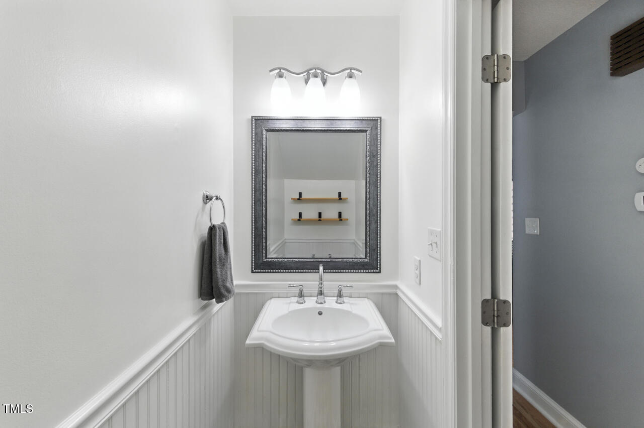 53 Willow Bridge Drive Durham, NC 27707 - Photo 14 of 37 Main - Half Bath