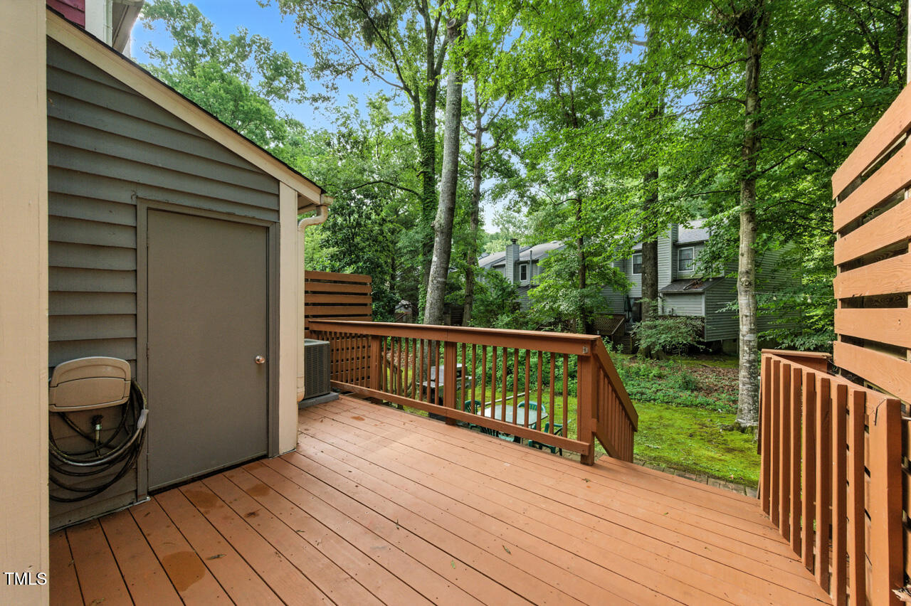 53 Willow Bridge Drive Durham, NC 27707 - Photo 29 of 37 Main - Deck