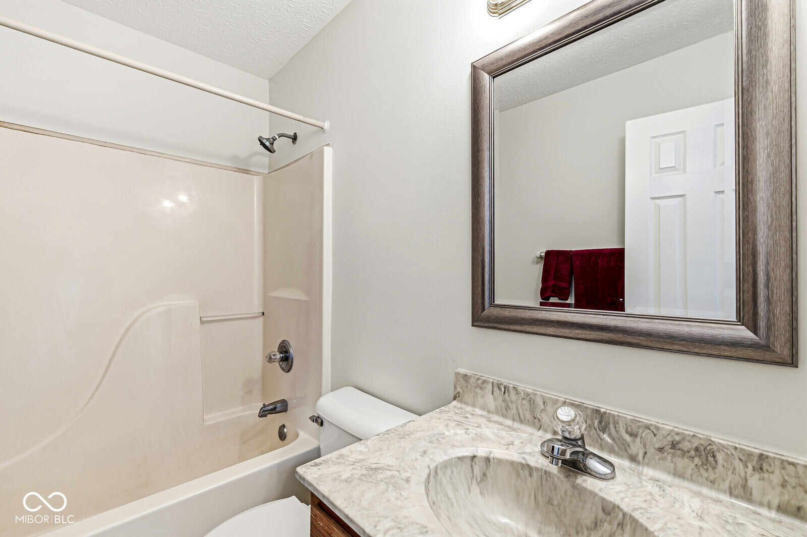 8927 Torrance Place Fishers, IN 46038 - Photo 26 of 41