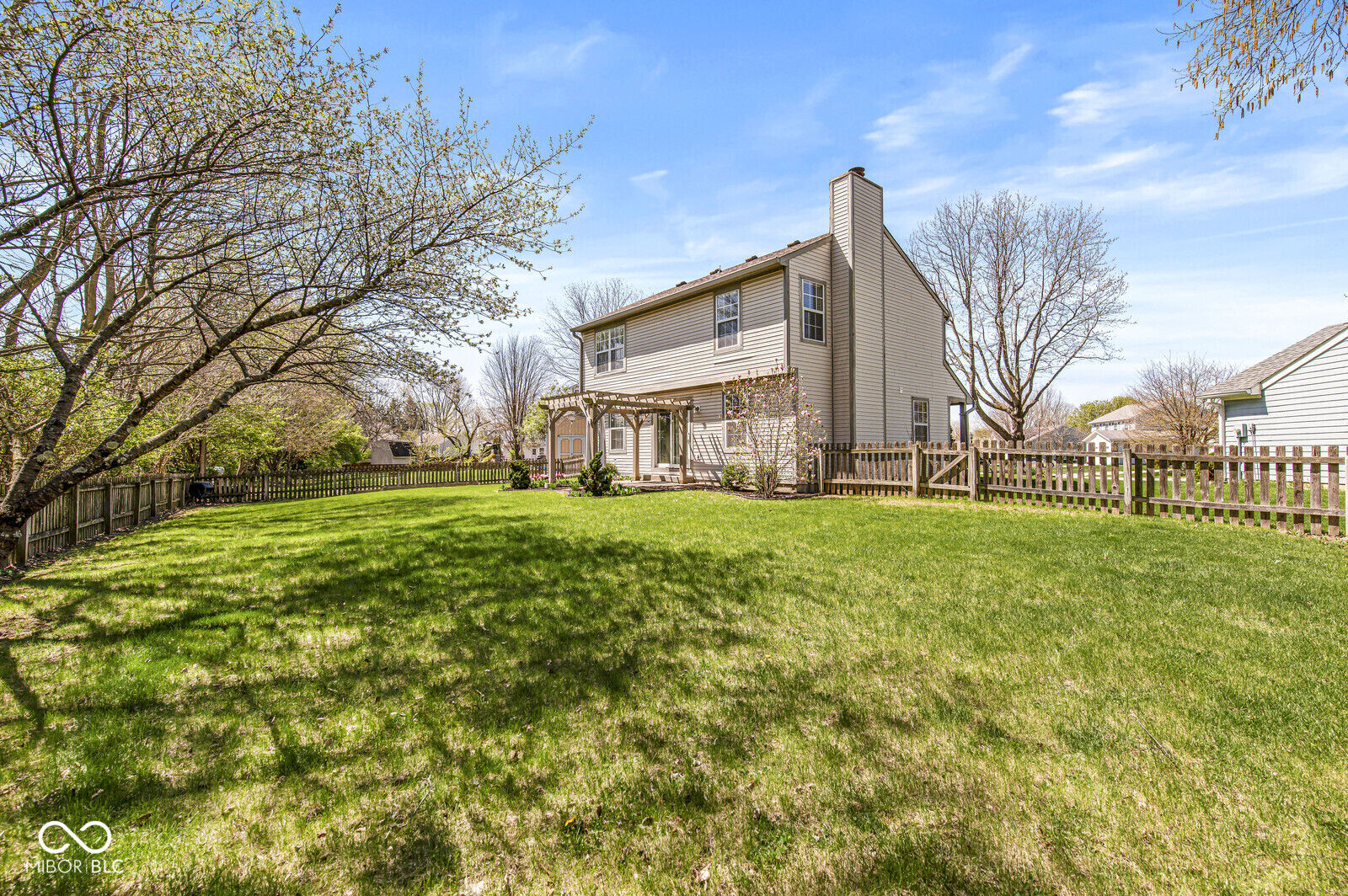 8927 Torrance Place Fishers, IN 46038 - Photo 6 of 41