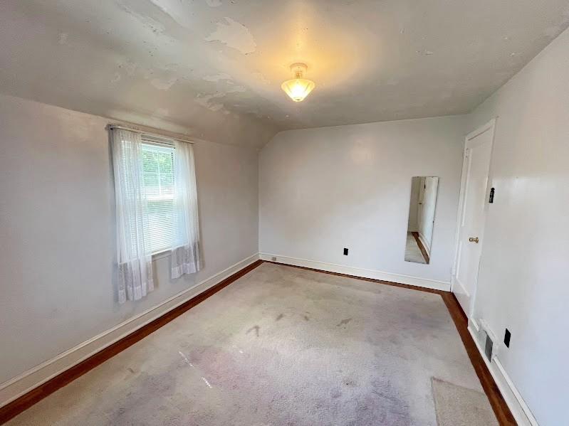 310 Edgemore Road Secane, PA 19018 - Photo 15 of 19 an empty room with windows