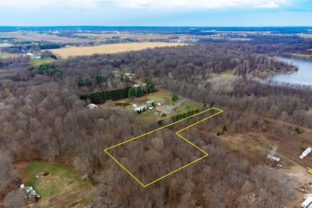 $84,900 | 6798 East 350 North, Rolling Prairie, IN 46371