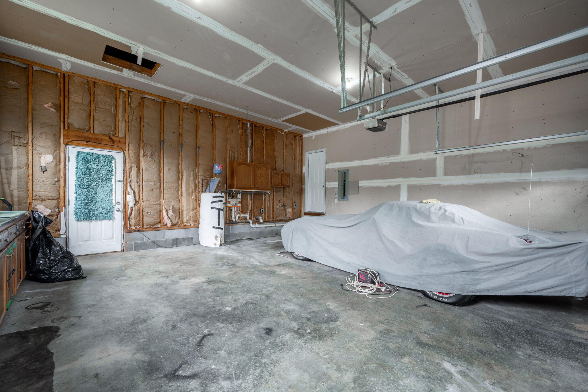 1458 Dustin Drive Dalton, GA 30720 - Photo 22 of 36 GARAGE