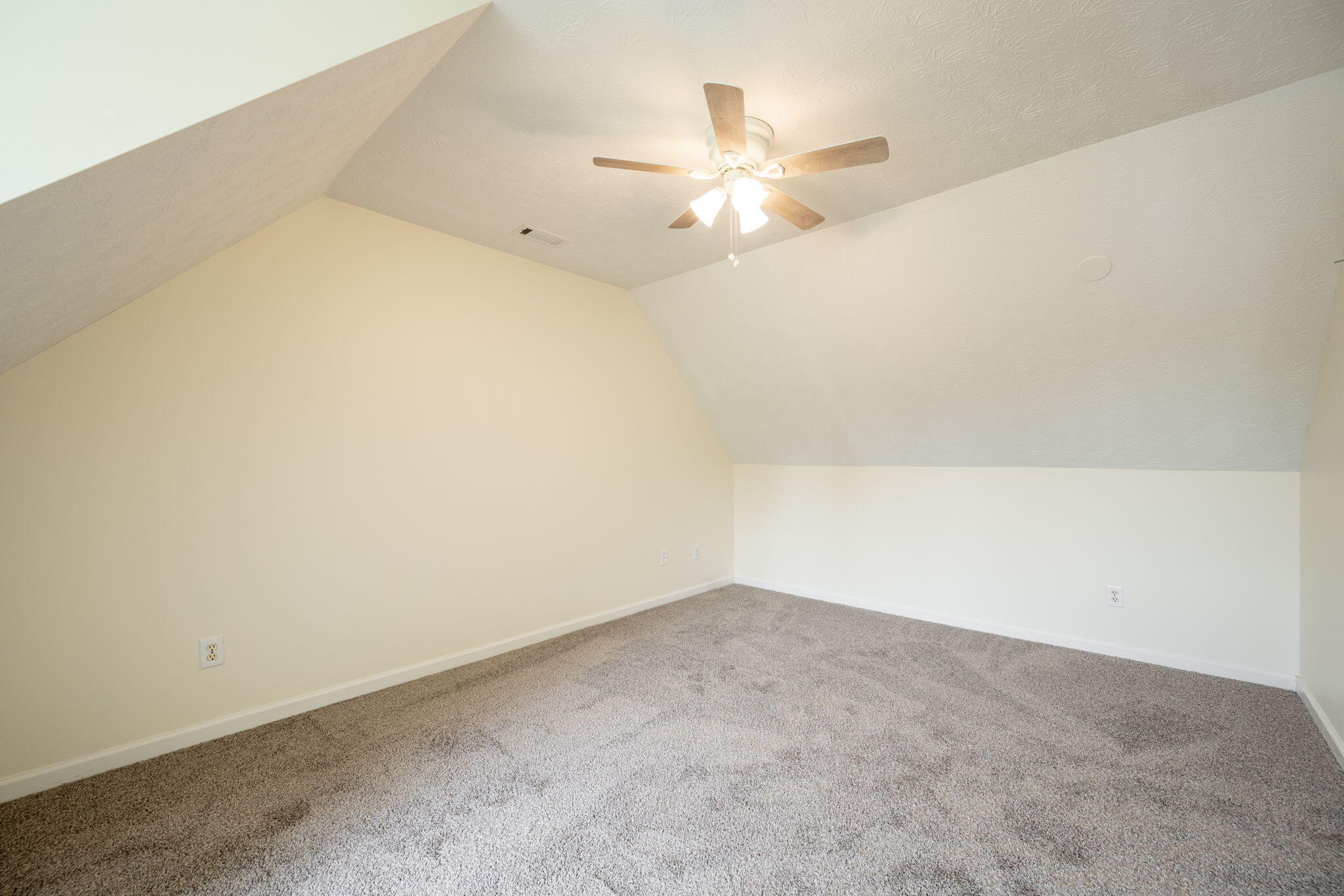 1458 Dustin Drive Dalton, GA 30720 - Photo 29 of 36 BEDROOM