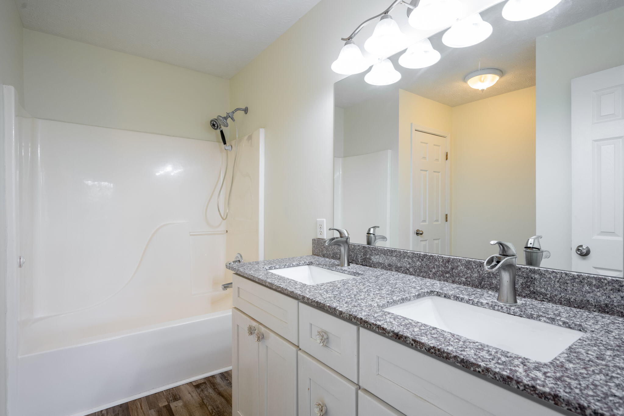 1458 Dustin Drive Dalton, GA 30720 - Photo 35 of 36 MASTER BATH