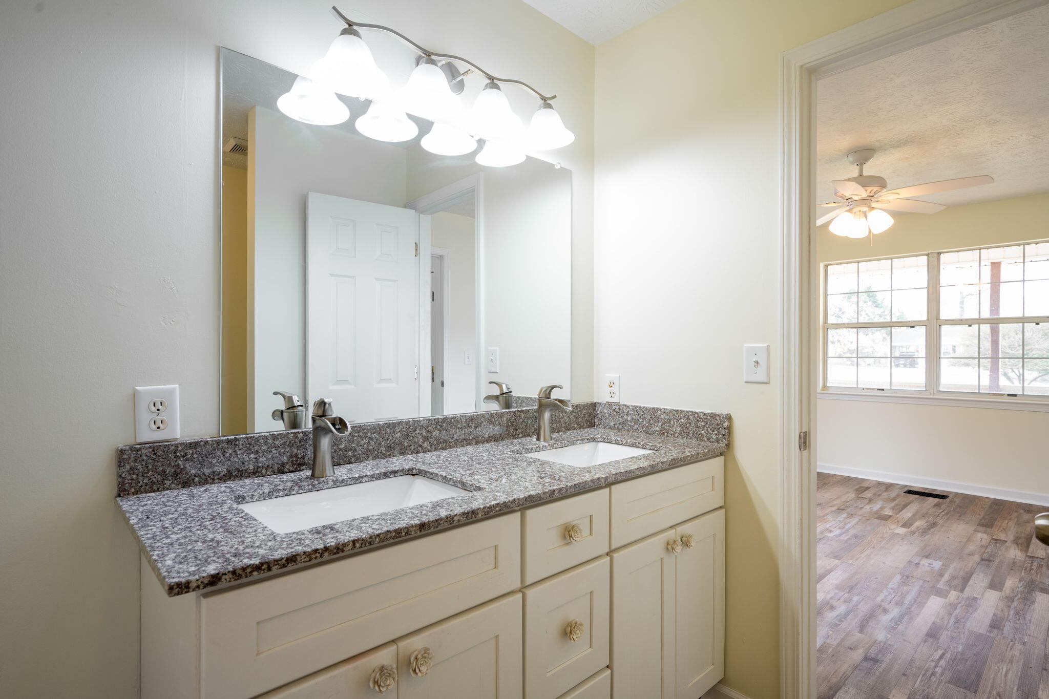 1458 Dustin Drive Dalton, GA 30720 - Photo 36 of 36 MASTER BATH