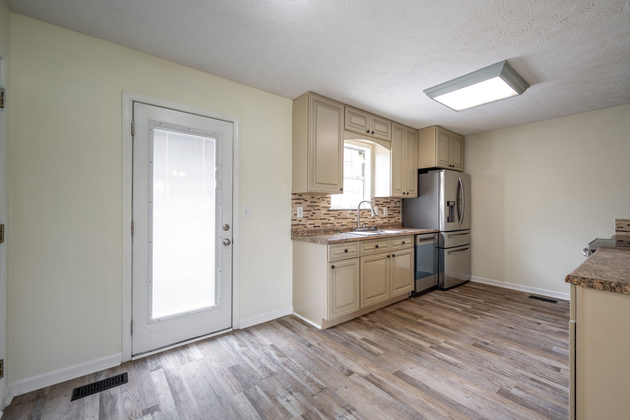 1458 Dustin Drive Dalton, GA 30720 - Photo 6 of 36 KITCHEN