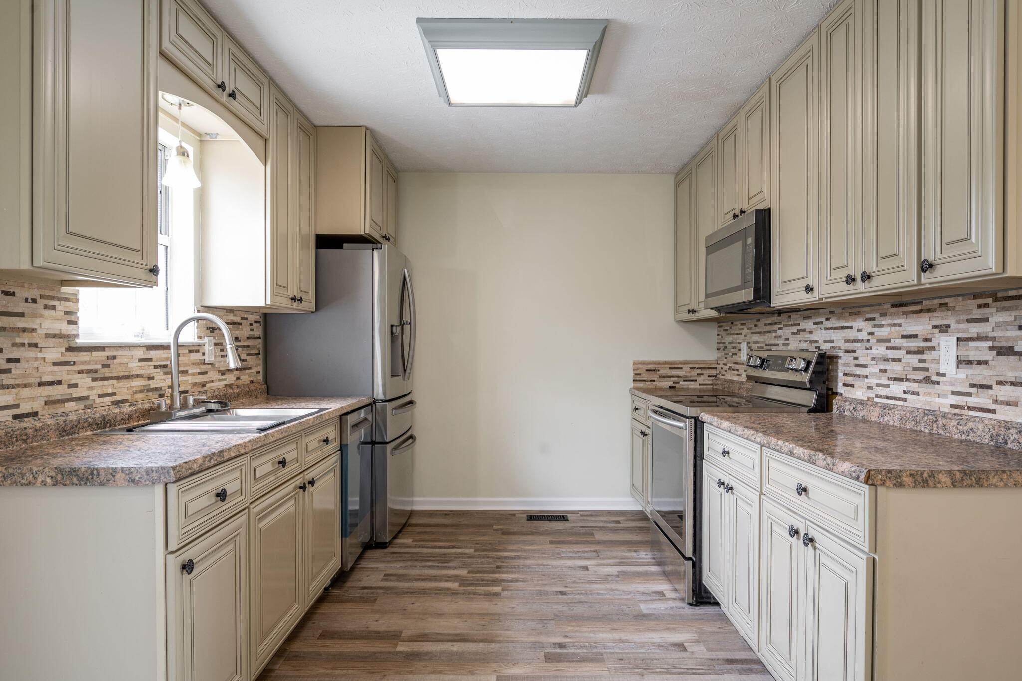 1458 Dustin Drive Dalton, GA 30720 - Photo 7 of 36 KITCHEN