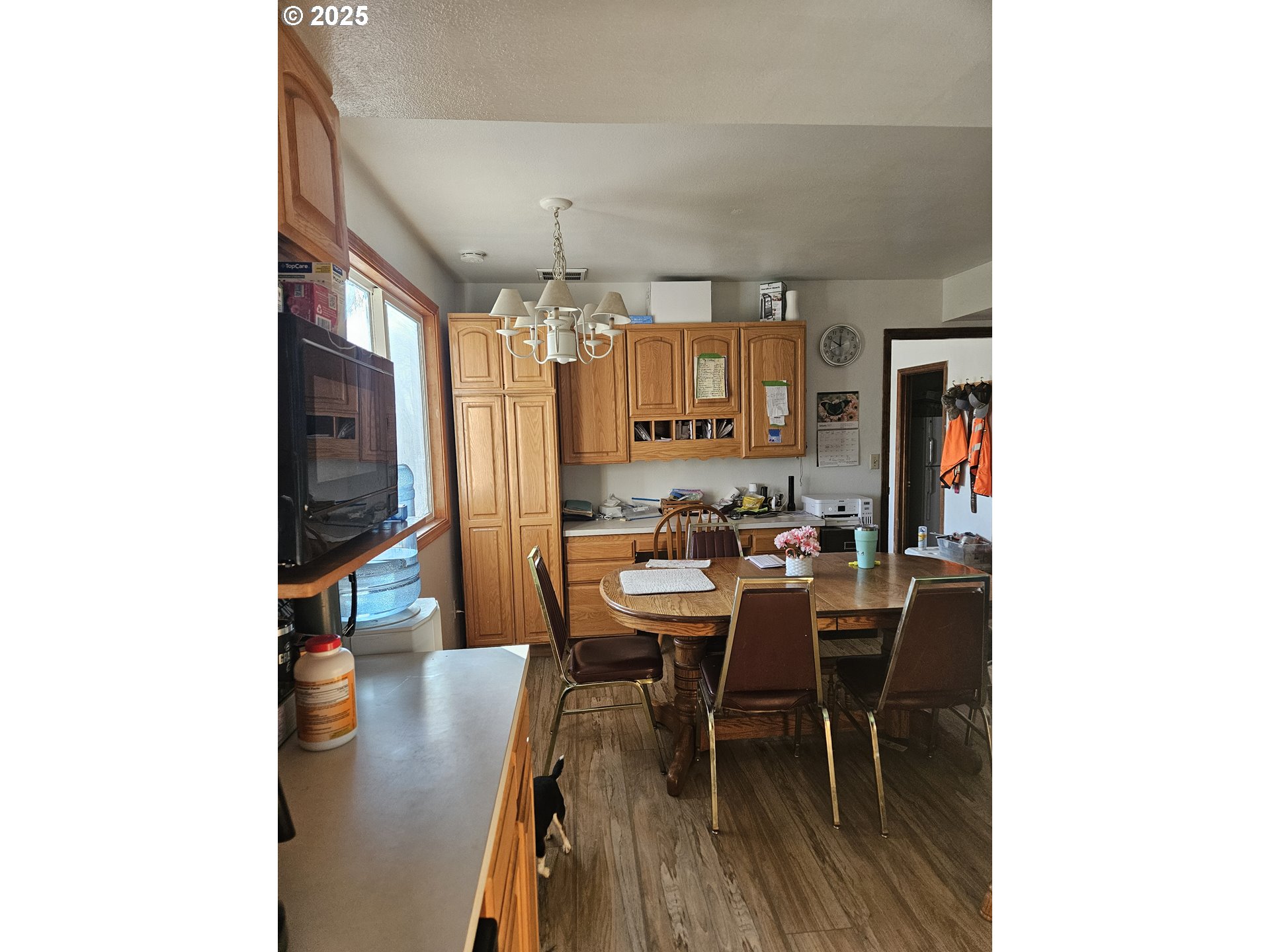 78845 Eastregaard Road Boardman, OR 97818 - Photo 15 of 27 a view of a dining room with furniture