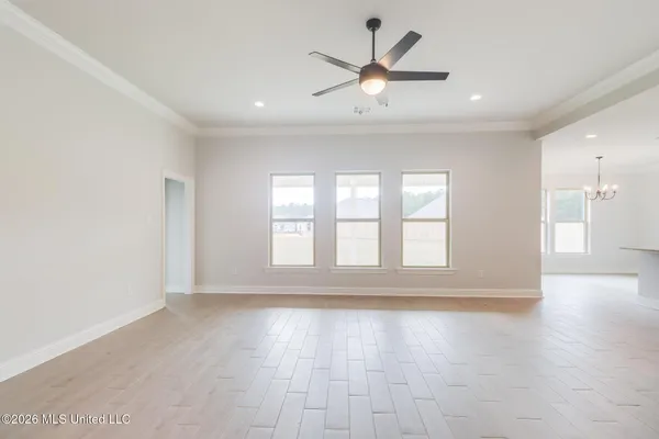 $2,400 | 15234 High Point Drive, Gulfport, MS 39503