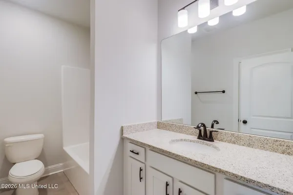 $2,400 | 15234 High Point Drive, Gulfport, MS 39503