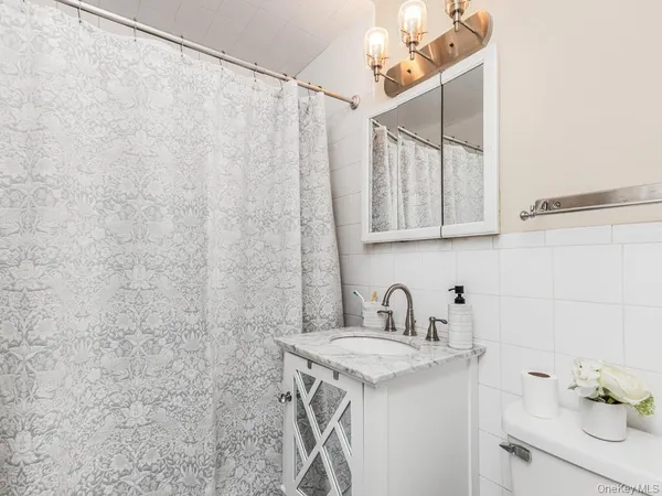 $2,550 | 380 North Broadway, Unit C4, Yonkers, NY 10701