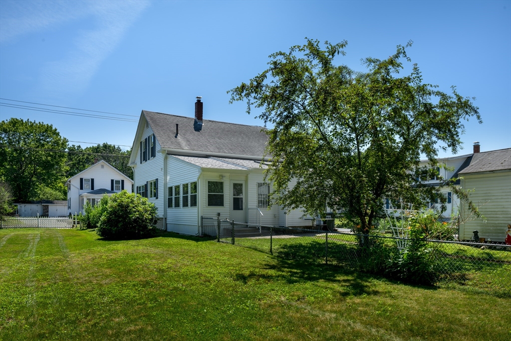38 Eagle Street Ware, MA 01082 - Photo 5 of 28