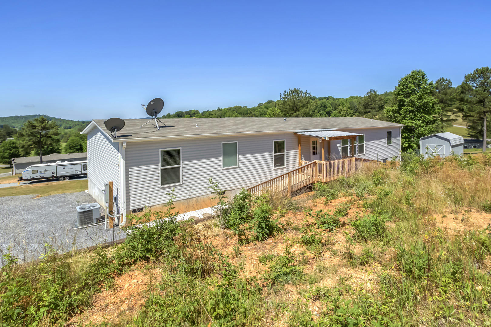 501 North N Ridge Decatur, TN 37322 - Photo 2 of 39 39_NRidgeLineRoad_501_Back