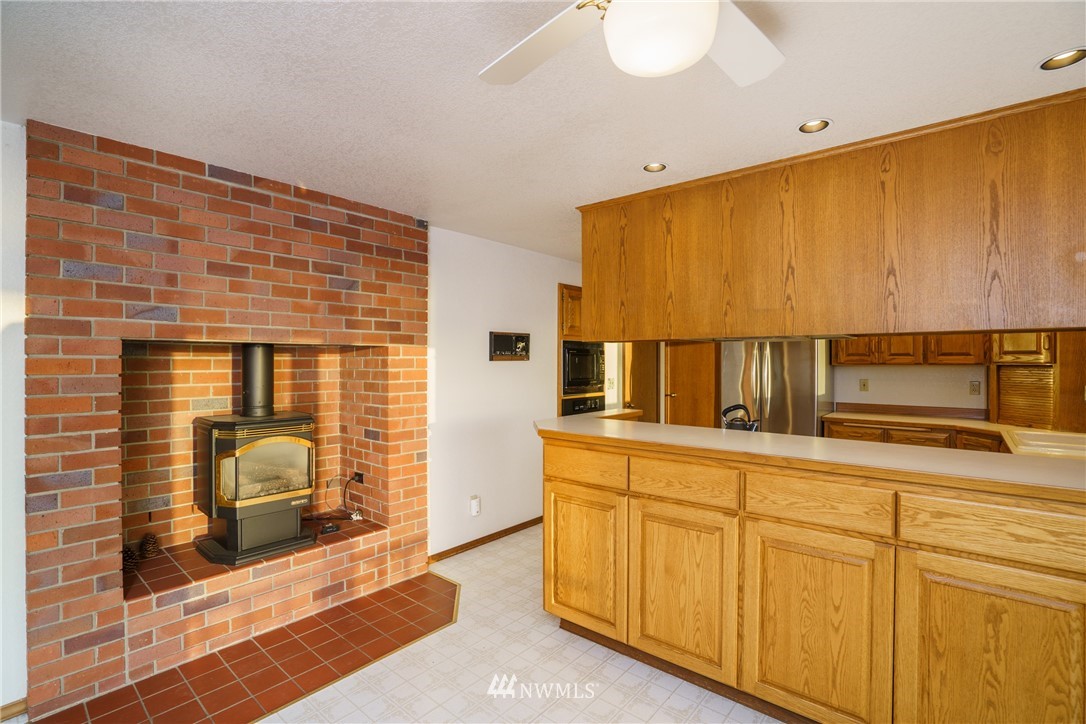 16154 Snee Oosh Road La Conner, WA 98257 - Photo 15 of 40