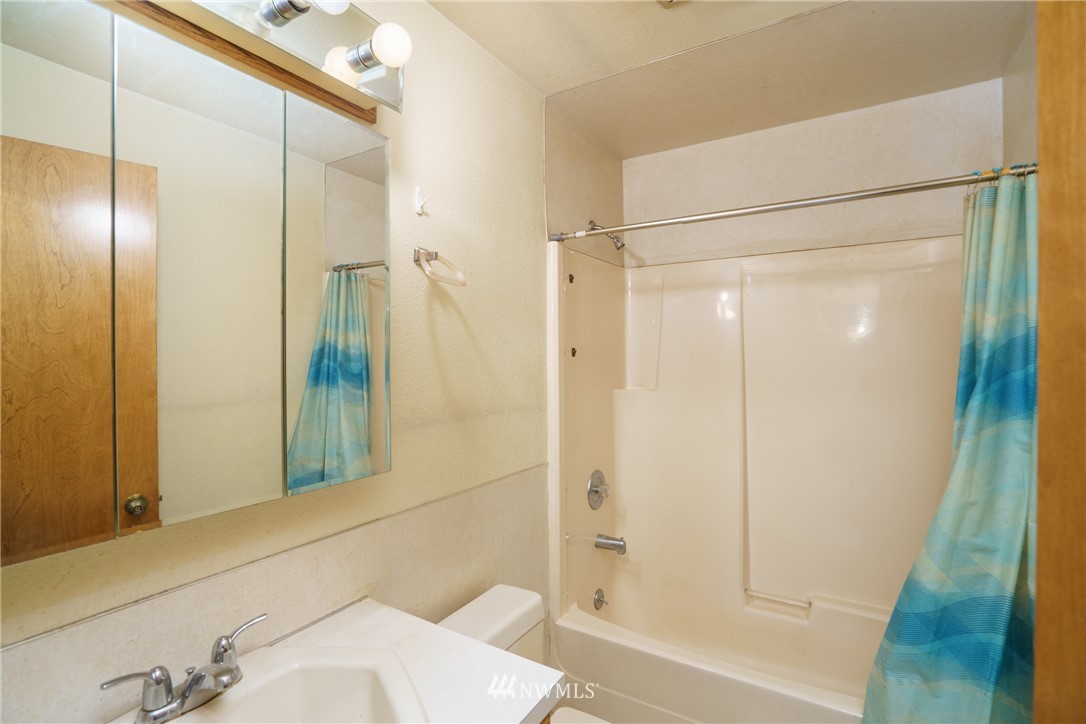 16154 Snee Oosh Road La Conner, WA 98257 - Photo 35 of 40