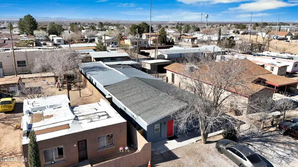 a picture of a city view