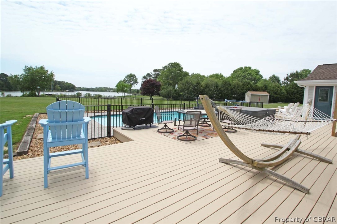 578 Natty Point Lane Kilmarnock, VA 22482 - Photo 3 of 44